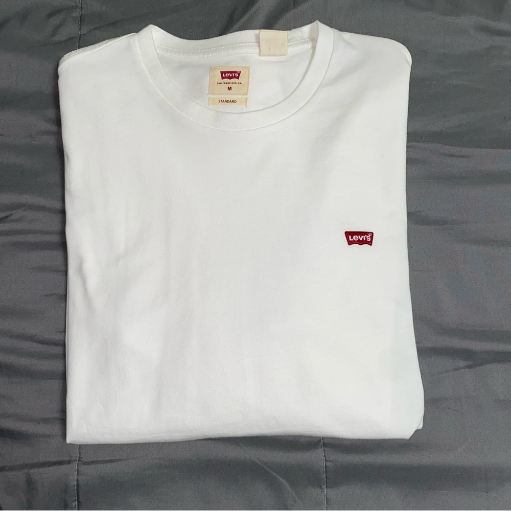 Levi’s Long Sleeve Shirt